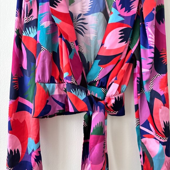 Hutch Pace Top Zany Floral Satin Wrap Blouse Purple Multi Size M - Picture 6 of 8
